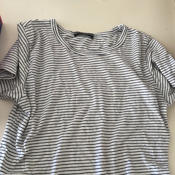Brandy Melville white and black striped T soft and stretchy - Picture 2 of 2